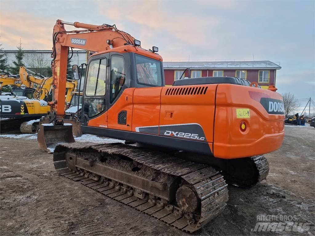 Doosan DX225LC Beltegraver