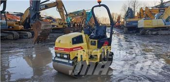 Dynapac CC1000 Tandem Valser