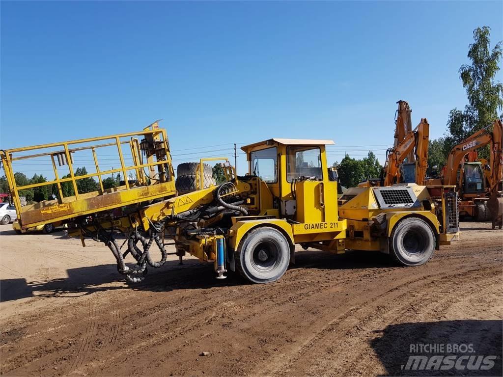 Kita UV211 SP25BG06 Hjullastere