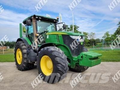John Deere 7230R Traktorer