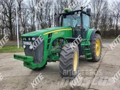 John Deere 8130 Traktorer