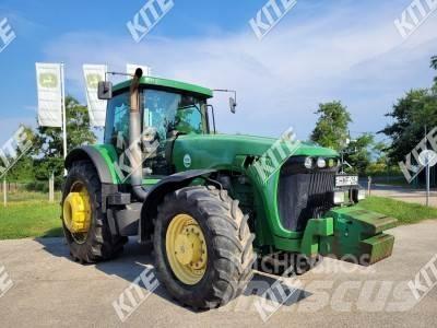 John Deere 8220 Traktorer