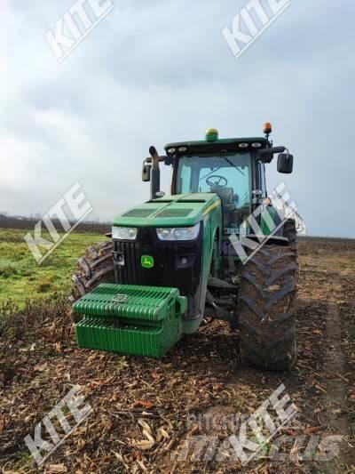 John Deere 8335R ILS Traktorer