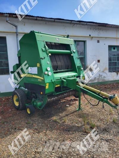 John Deere 852 Rundballepresser