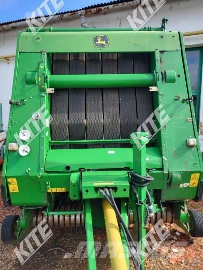 John Deere 852 Rundballepresser