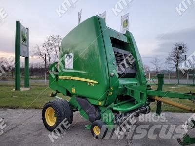 John Deere 854 Rundballepresser