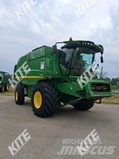 John Deere T670I Skurtreskere