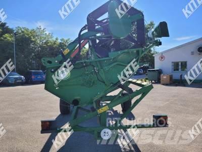 John Deere W540 2WD Skurtreskere