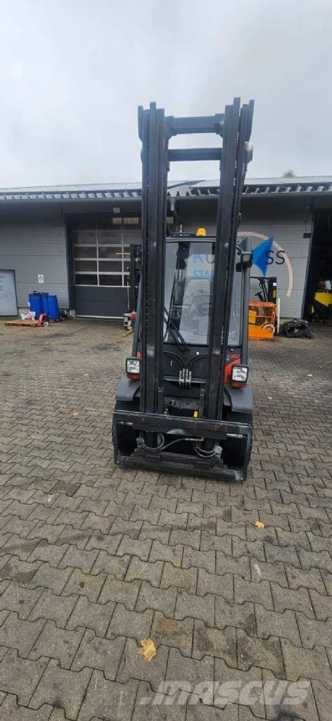 Linde H 30 D-02 Diesel Trucker