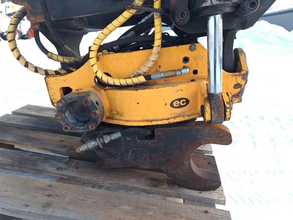 Engcon EC20B Andre komponenter