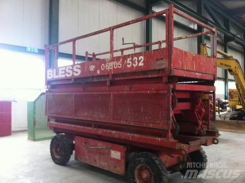  AZ 1009 Leddede bomlifter