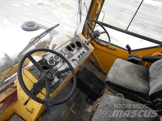 Bomag BW-161AC Tandem Valser