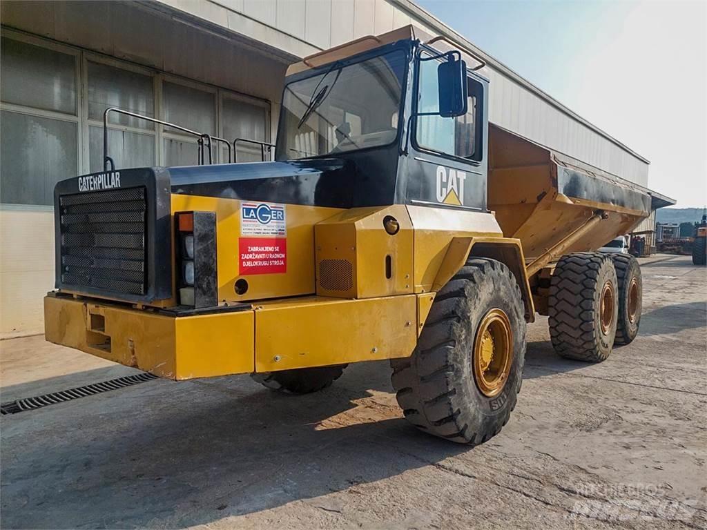 CAT D250E Rammestyrte Dumpere