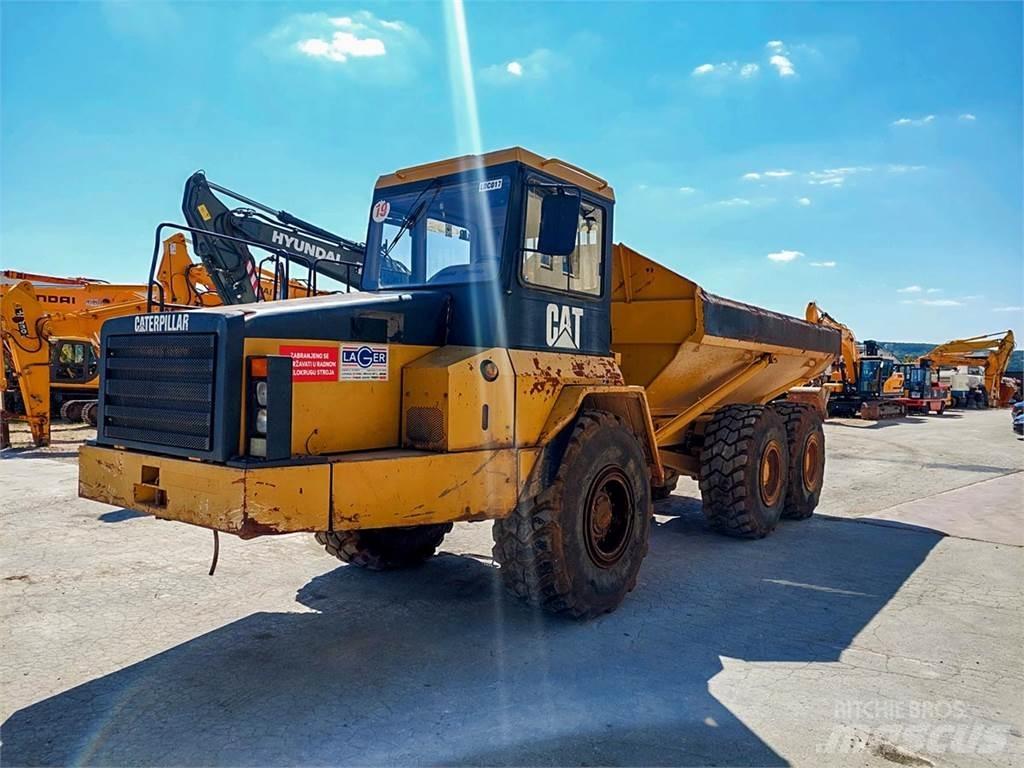 CAT D250E Rammestyrte Dumpere