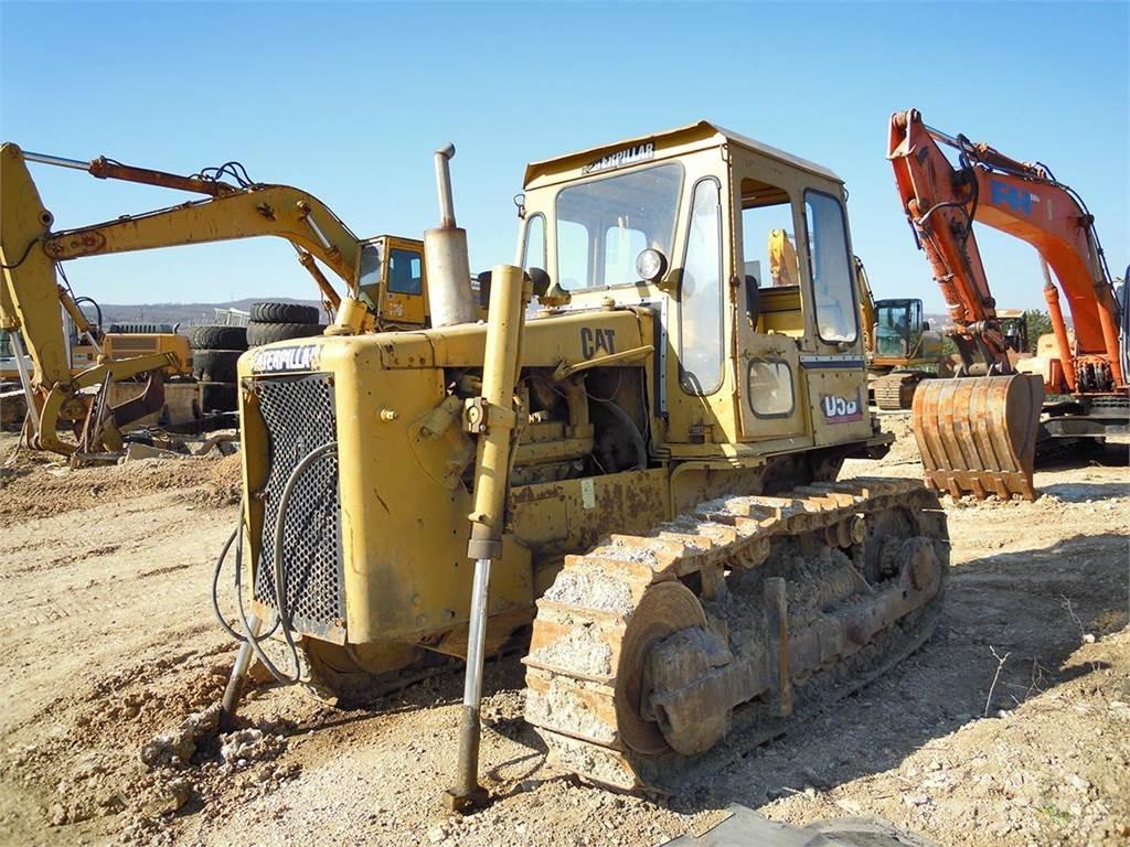CAT D5B Dozere Beltegående