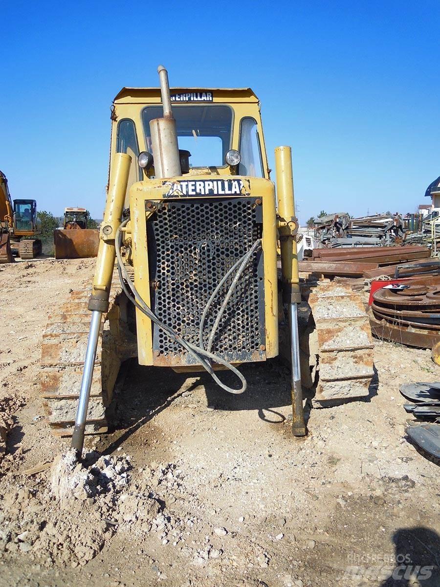 CAT D5B Dozere Beltegående