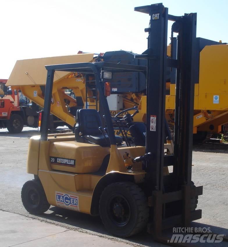 CAT DP20 Diesel Trucker
