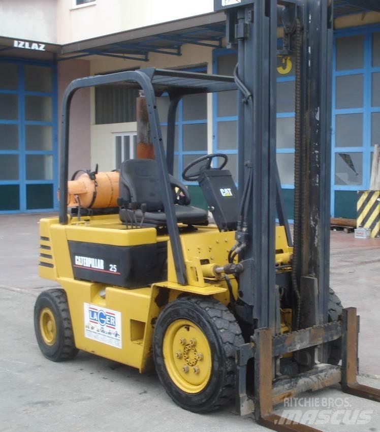 CAT GP25-2 Propan trucker
