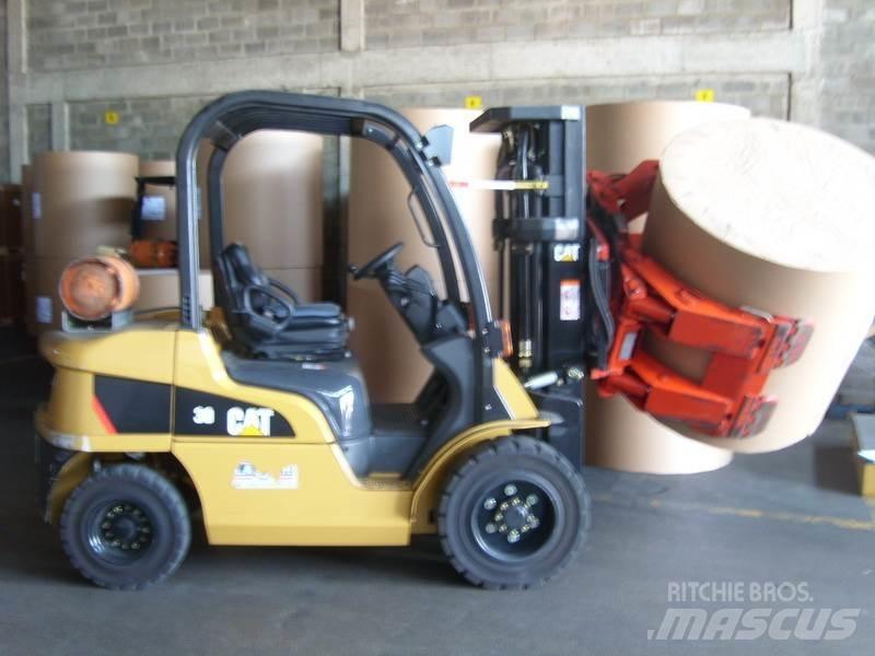 CAT GP30N Propan trucker