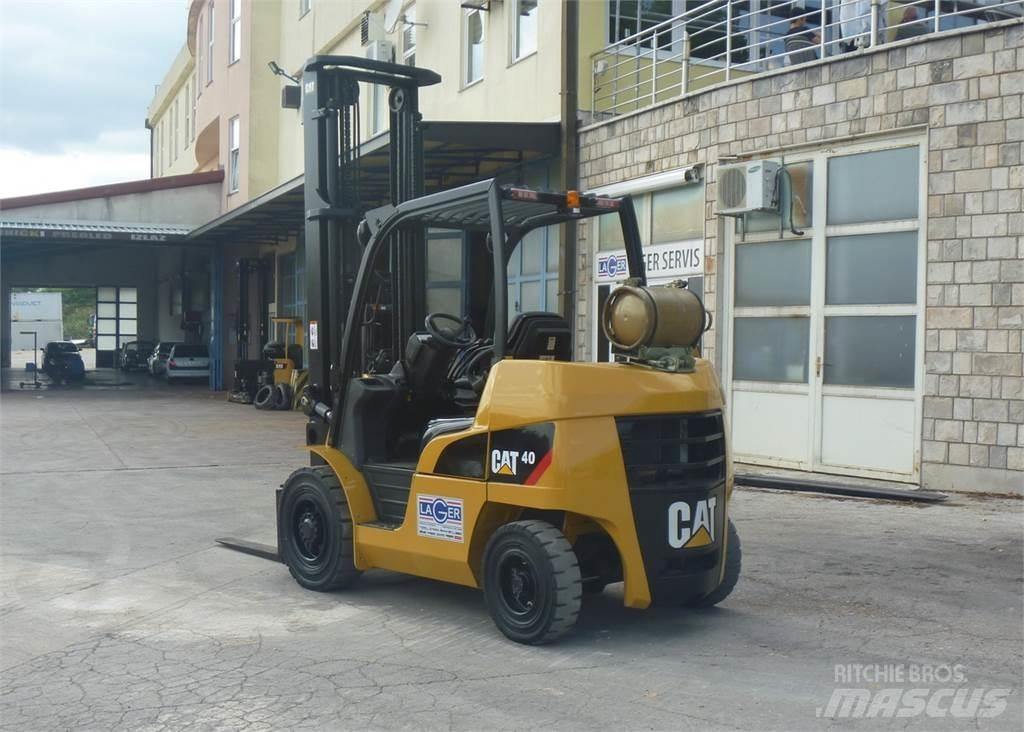 CAT GP40N Propan trucker