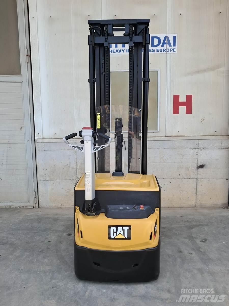 CAT NSP16N2 Lavtløftende truck