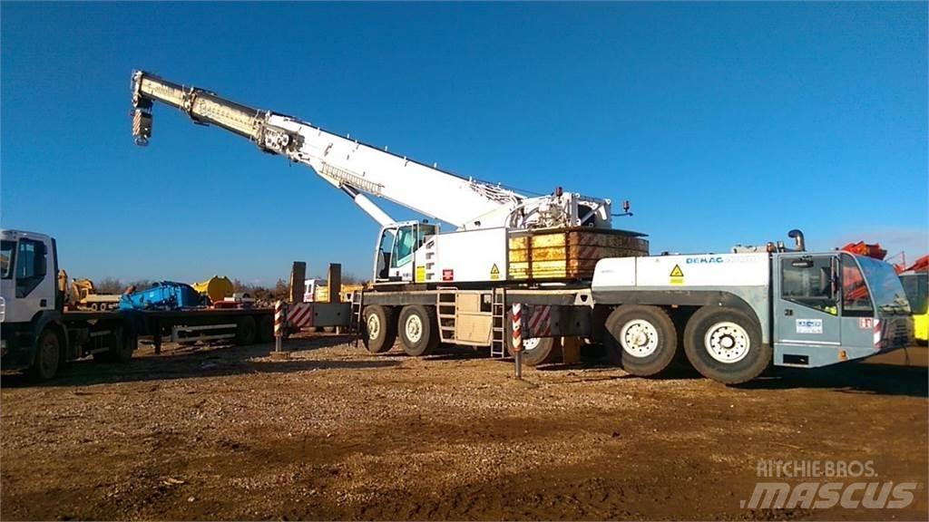Demag AC 180 Røff terreng kraner