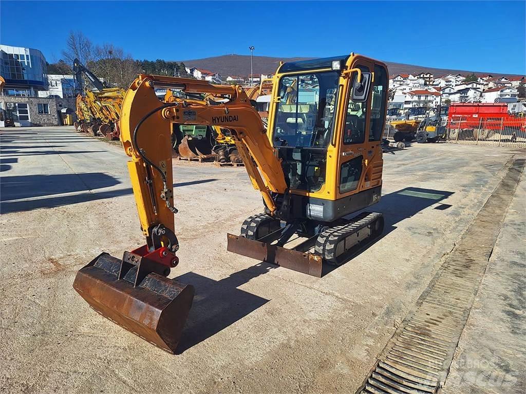 Hyundai 16-9 Minigravere <7t