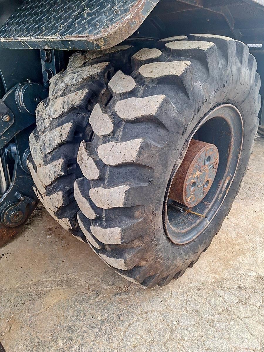 Hyundai R210W-9 Hjulgravere