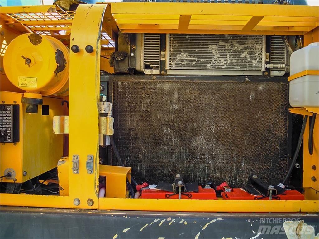 Hyundai R250LC-7 Beltegraver