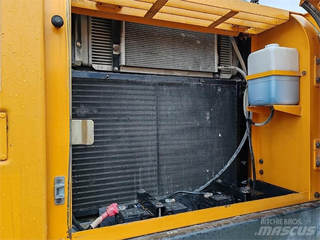 Hyundai R250NLC-7A Beltegraver