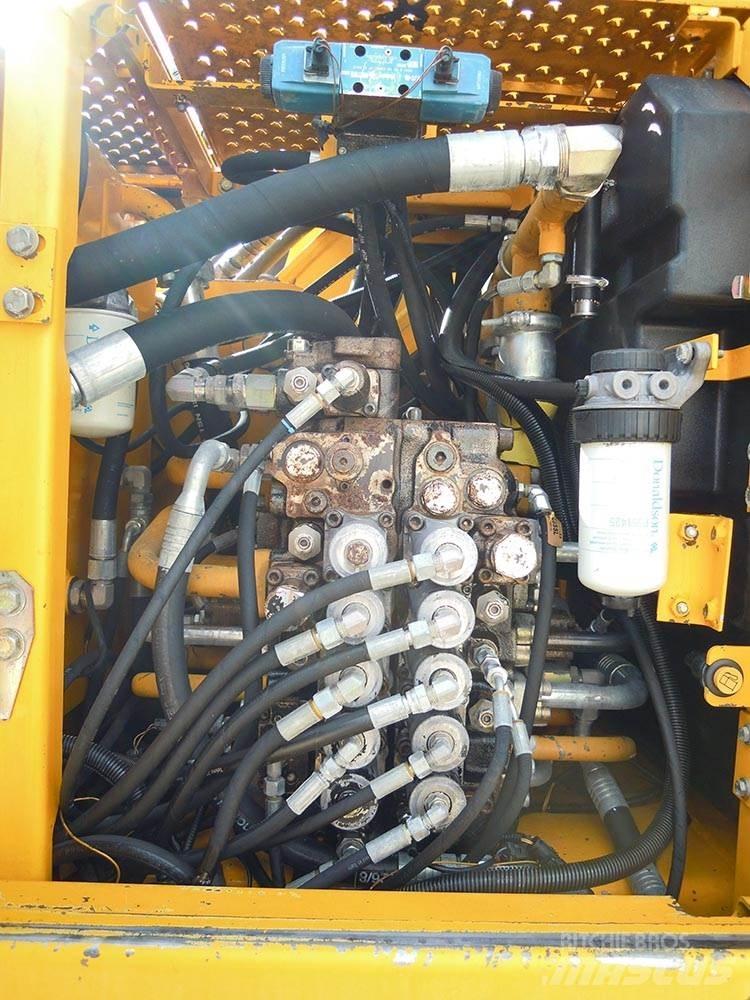 JCB JZ255NC Beltegraver