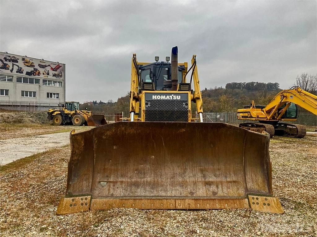 Komatsu D65EX Dozere Beltegående
