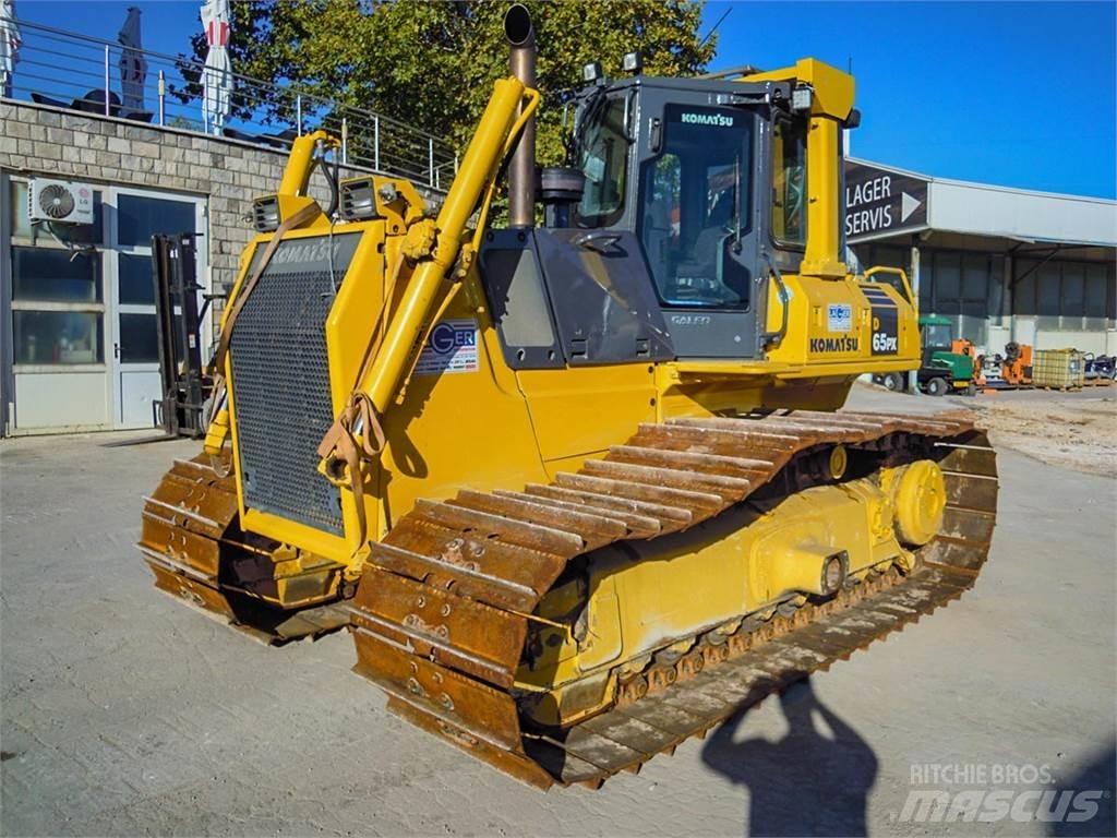 Komatsu D65PX-15EO Dozere Beltegående