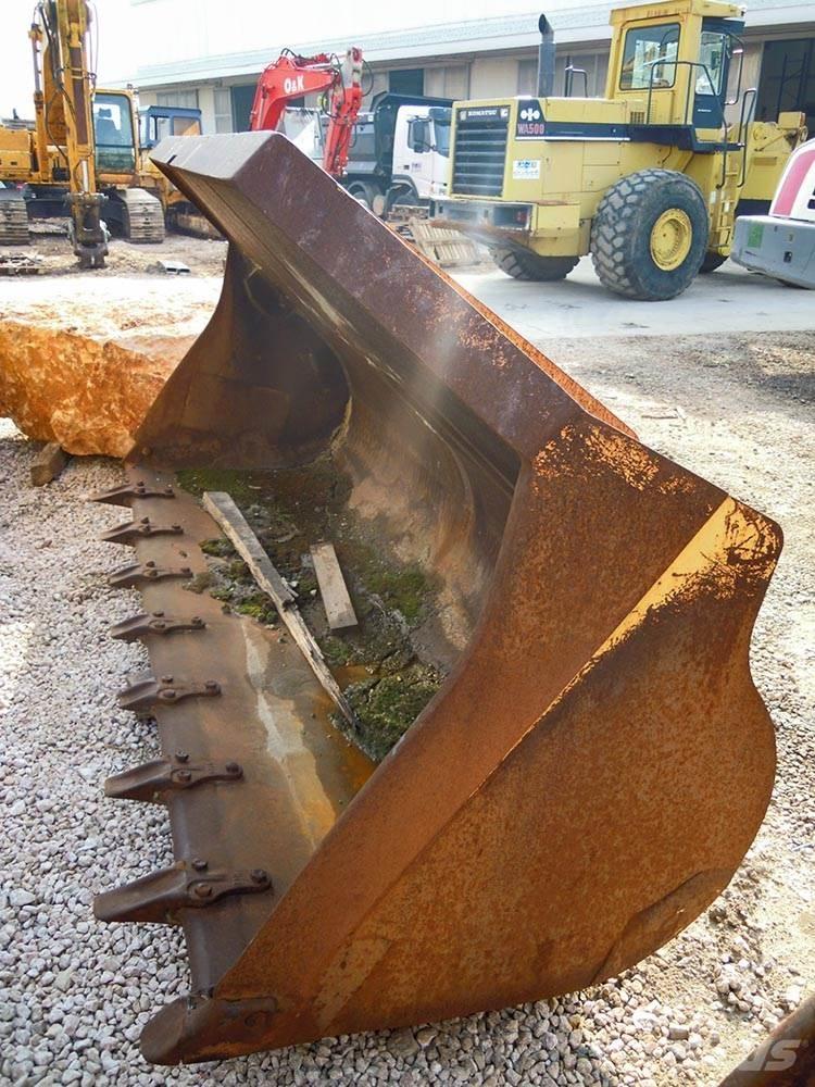 Komatsu WA500-1 Hjullastere