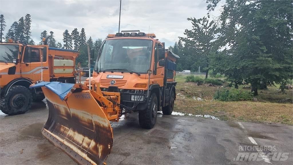 Mercedes-Benz Unimog U400 Kommunalt / generelt kjøretøy