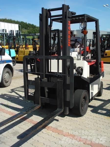Nissan NH01A15 Gaffeltrucker - Annet