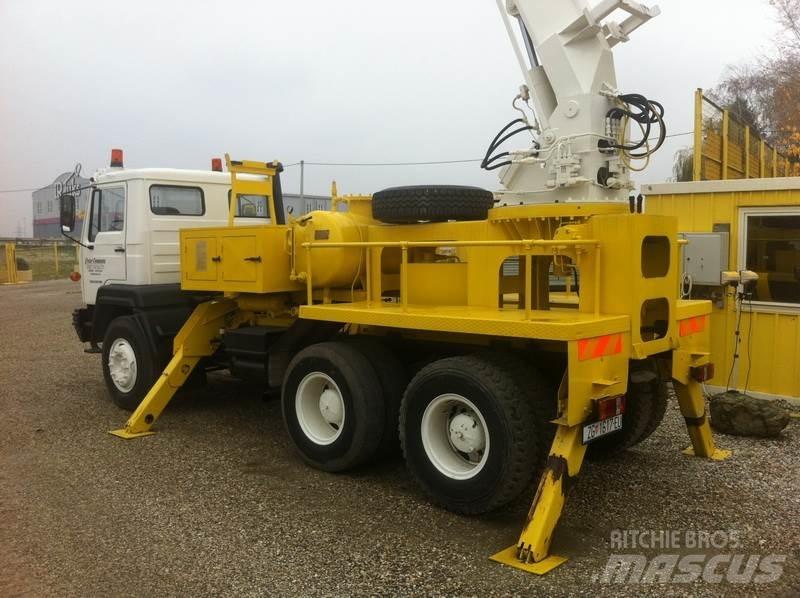 TAM 260T 32 Leddede bomlifter