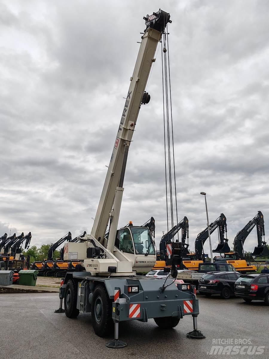 Terex RC30 Røff terreng kraner