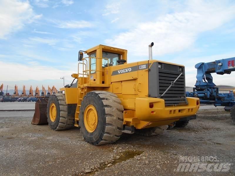 Volvo L330D Hjullastere