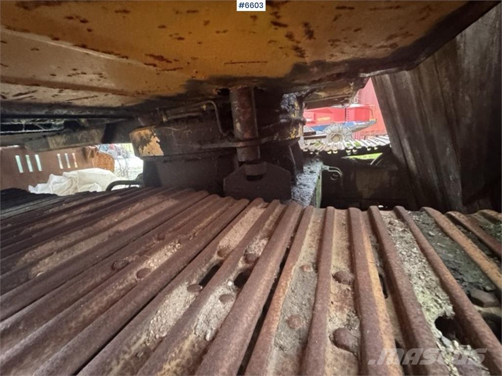 Brøyt X20T Beltegraver