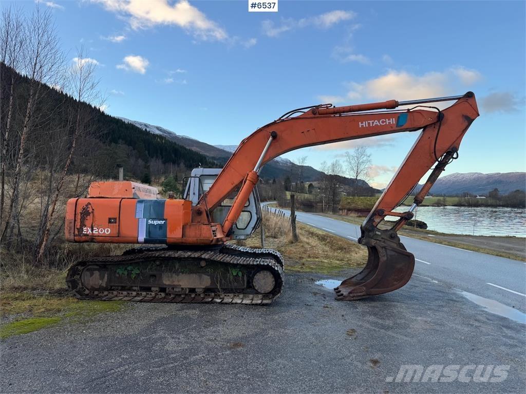 Hitachi EX 200-2. Beltegraver