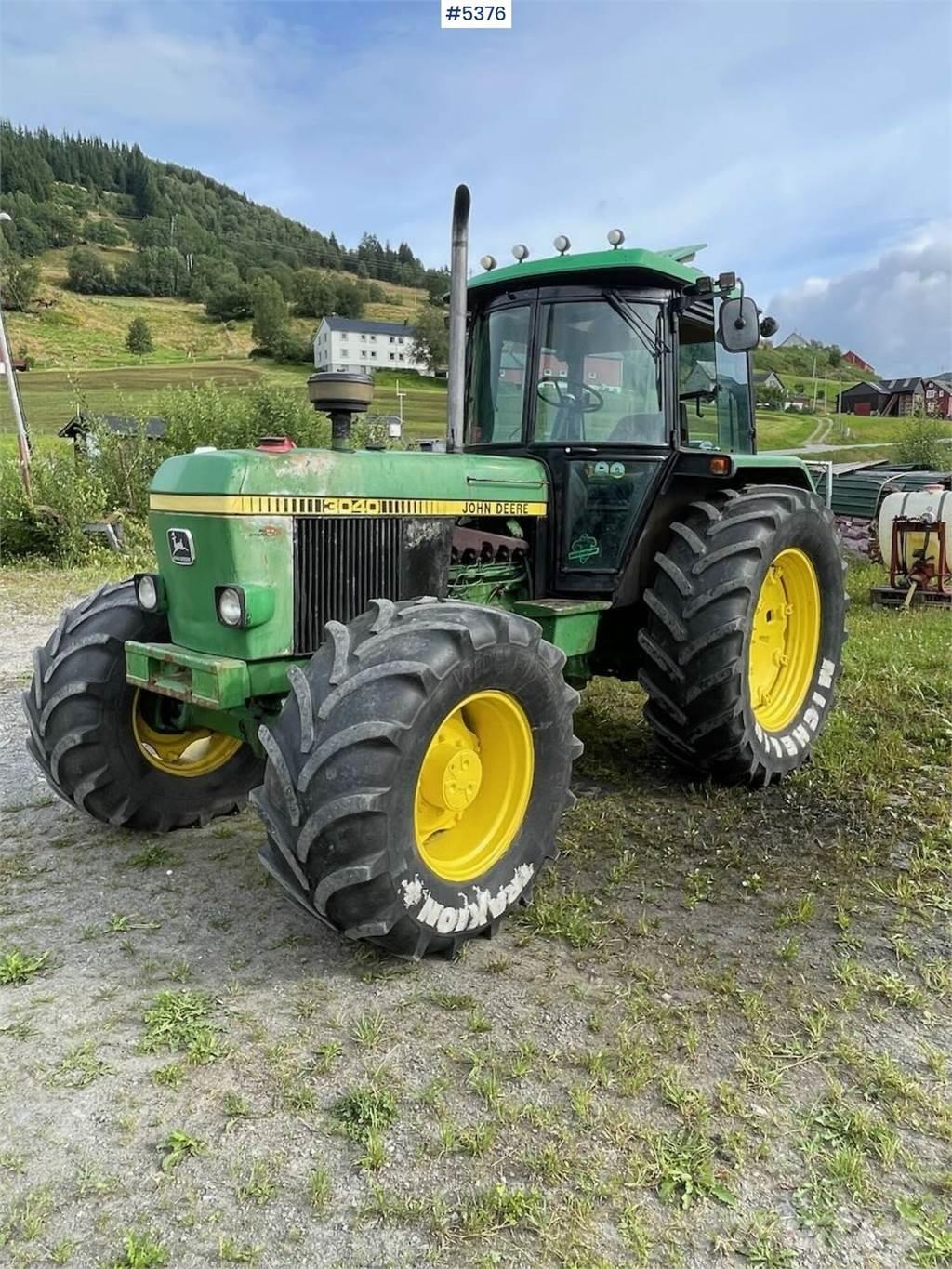 John Deere 3040HL Traktorer