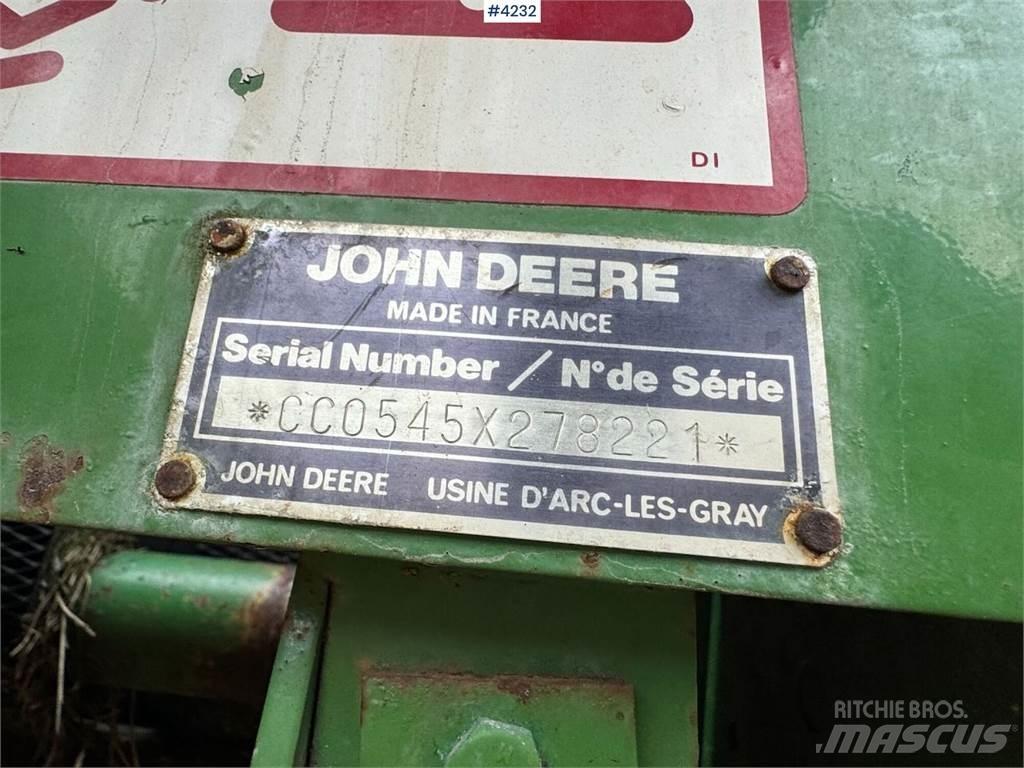 John Deere 545 Andre gressmaskiner