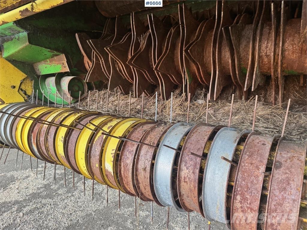 John Deere 578 Andre gressmaskiner