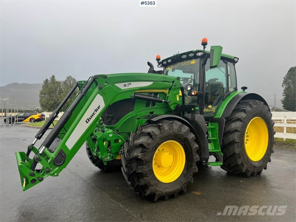 John Deere 6R 215 Traktorer