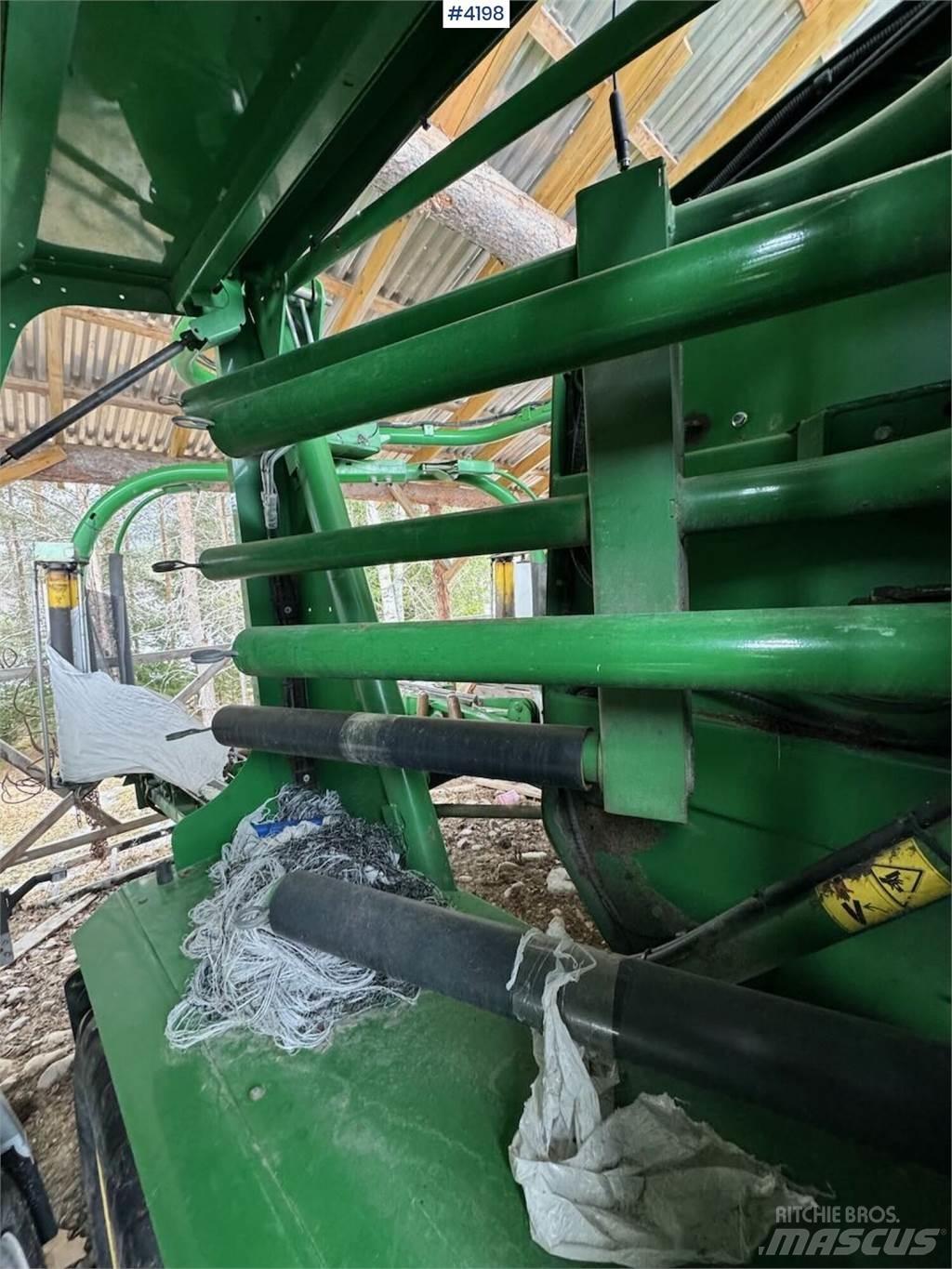 John Deere 744H Andre gressmaskiner