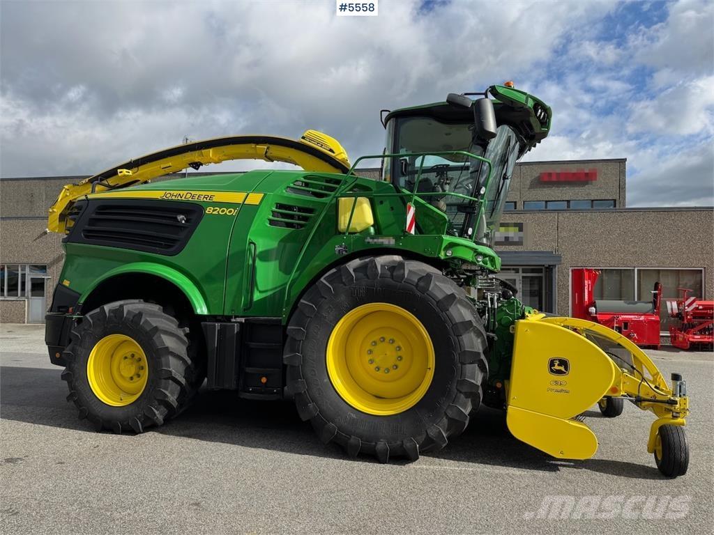 John Deere 8200 Andre gressmaskiner
