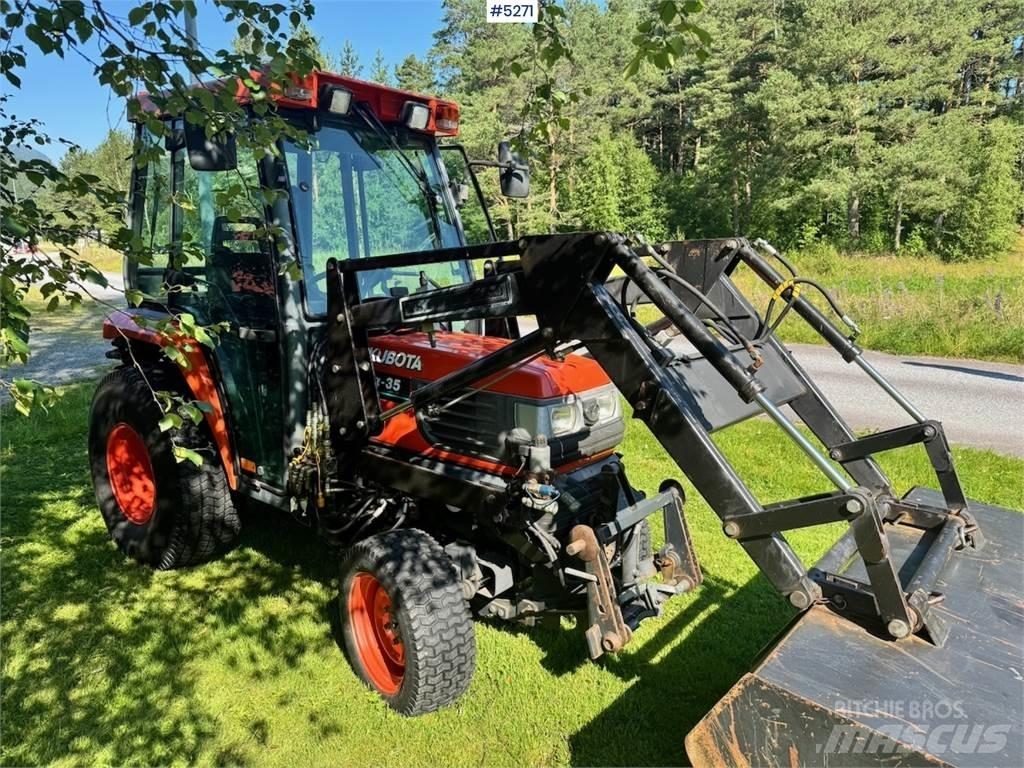 Kubota STA-35 Traktorer