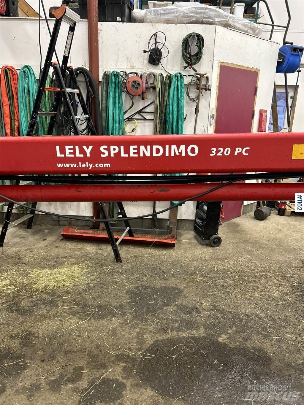 Lely 320 PC Andre gressmaskiner