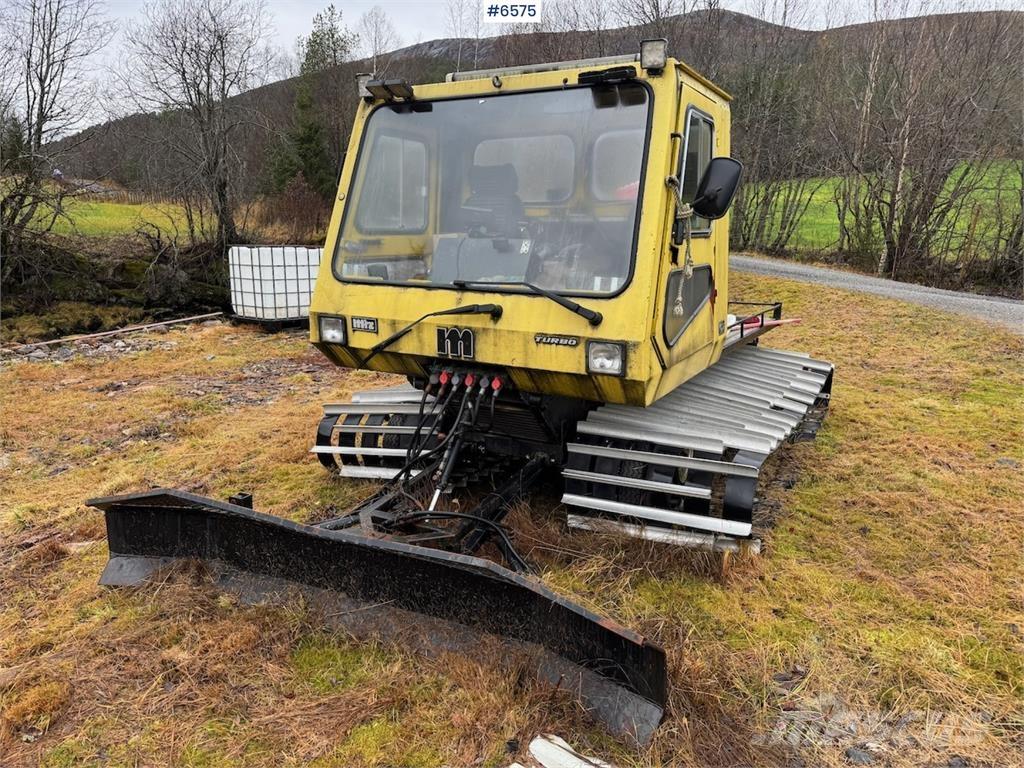  M-trac 2200 Turbo Snøploger- og skjær